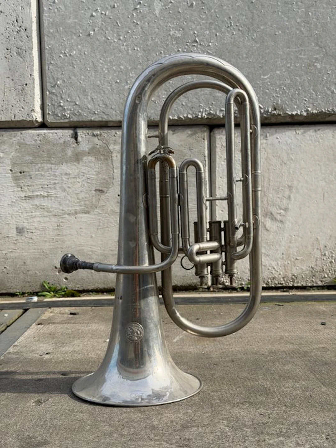 C. Mahillon - - Horn - Unknown (No reserve price)