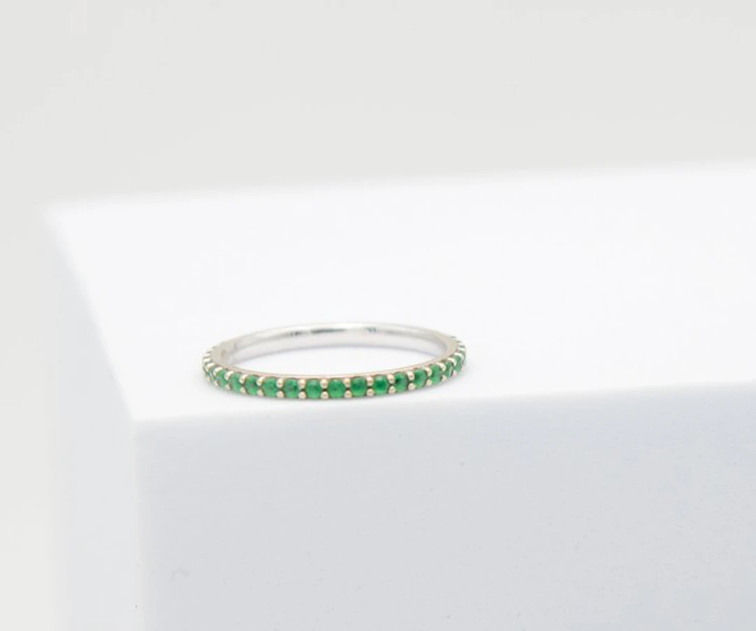 Ring - 18 kt. White gold Emerald