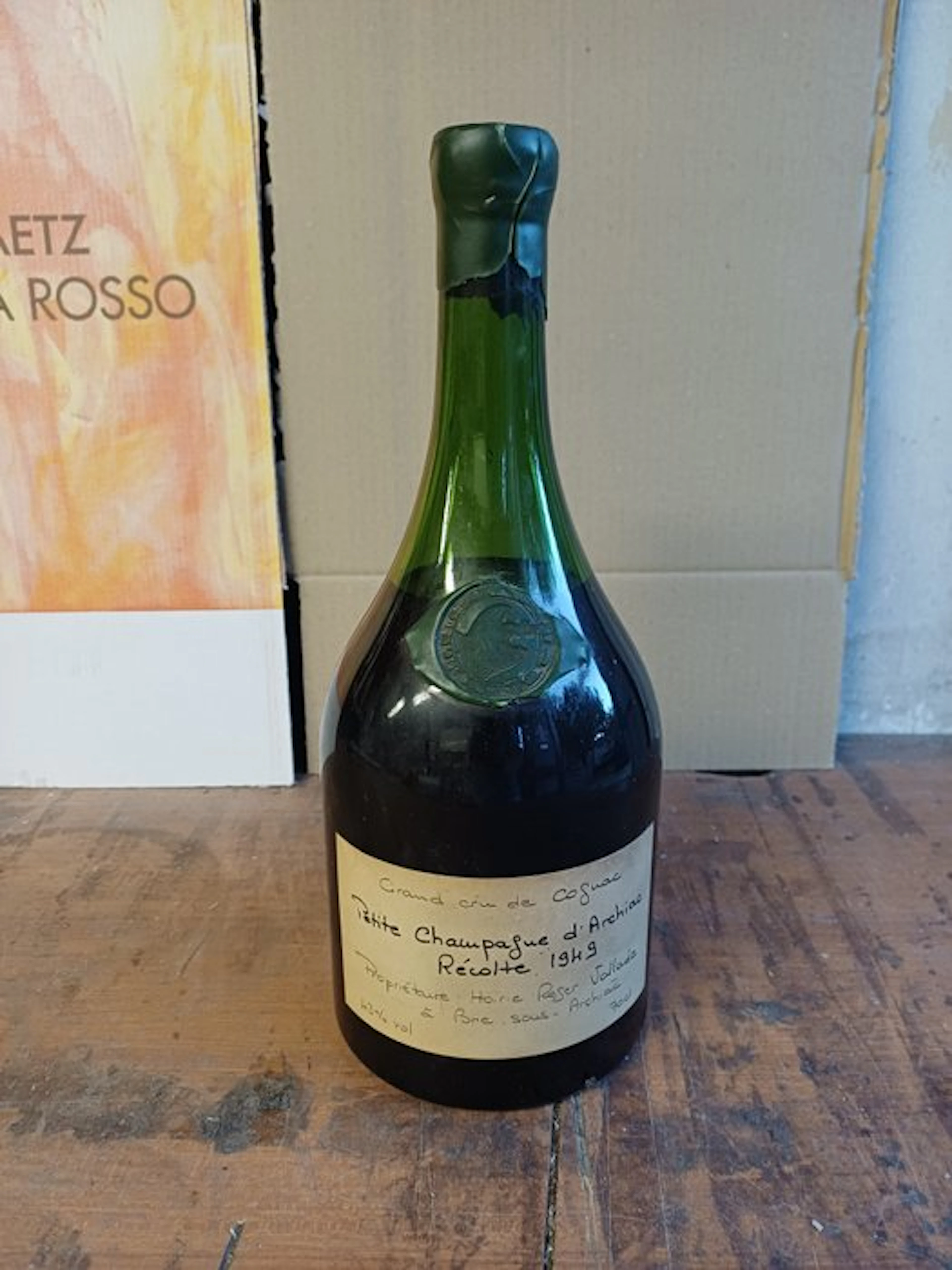 Hoirie Roger Vallade 1949 - magnum Petite Champagne d'Archiac - b
