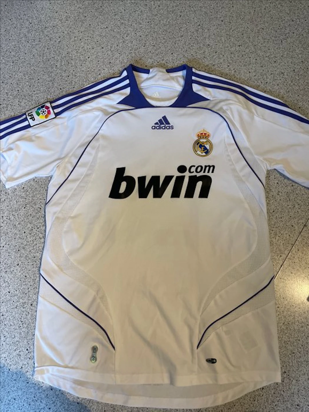 Real Madrid - Spanish Football League - Wesley Sneijder - 2007 - Football