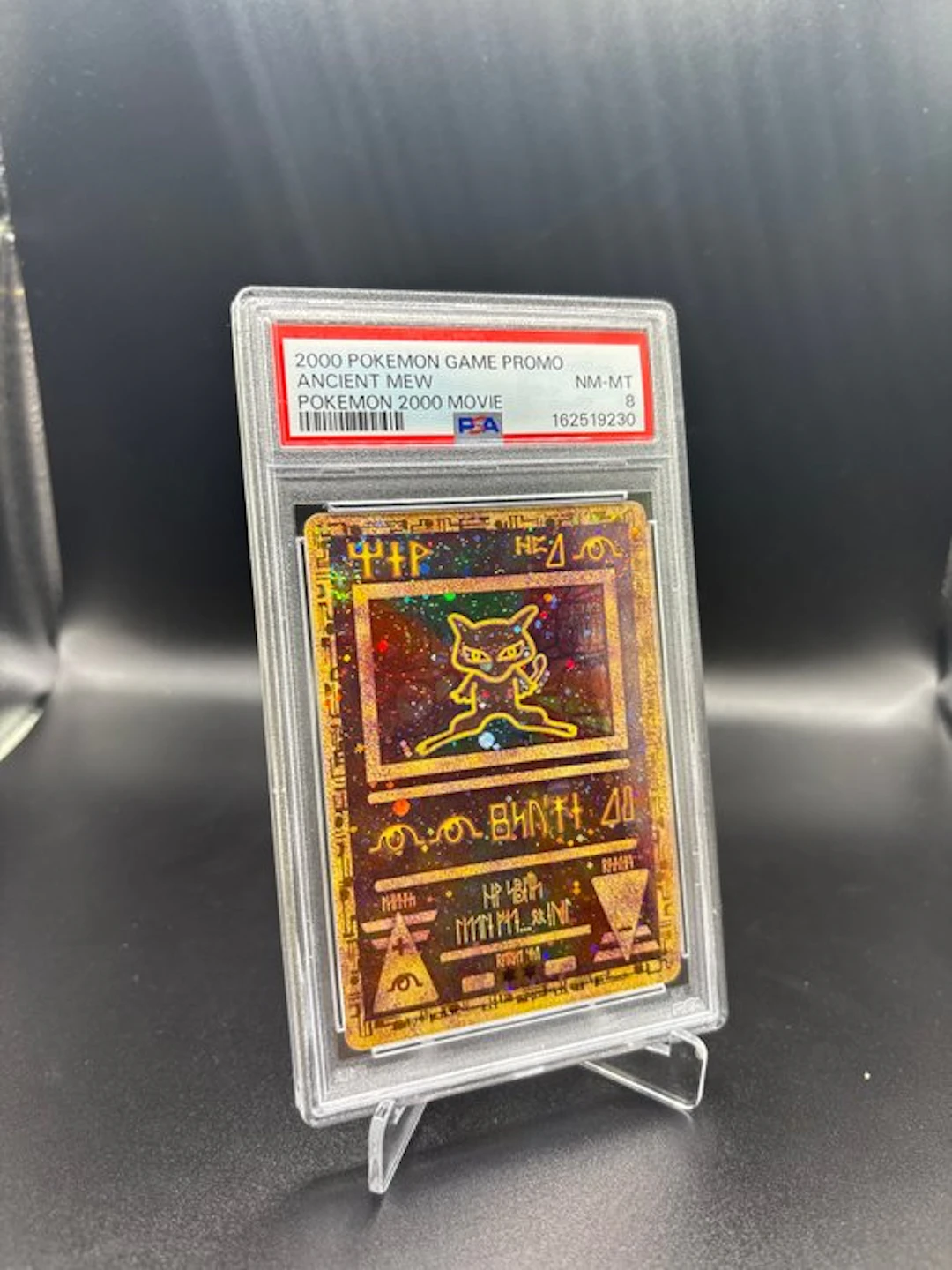 Pokémon - 1 Graded card - Ancient Mew 2000 Movie Promo Promo card - PSA 8