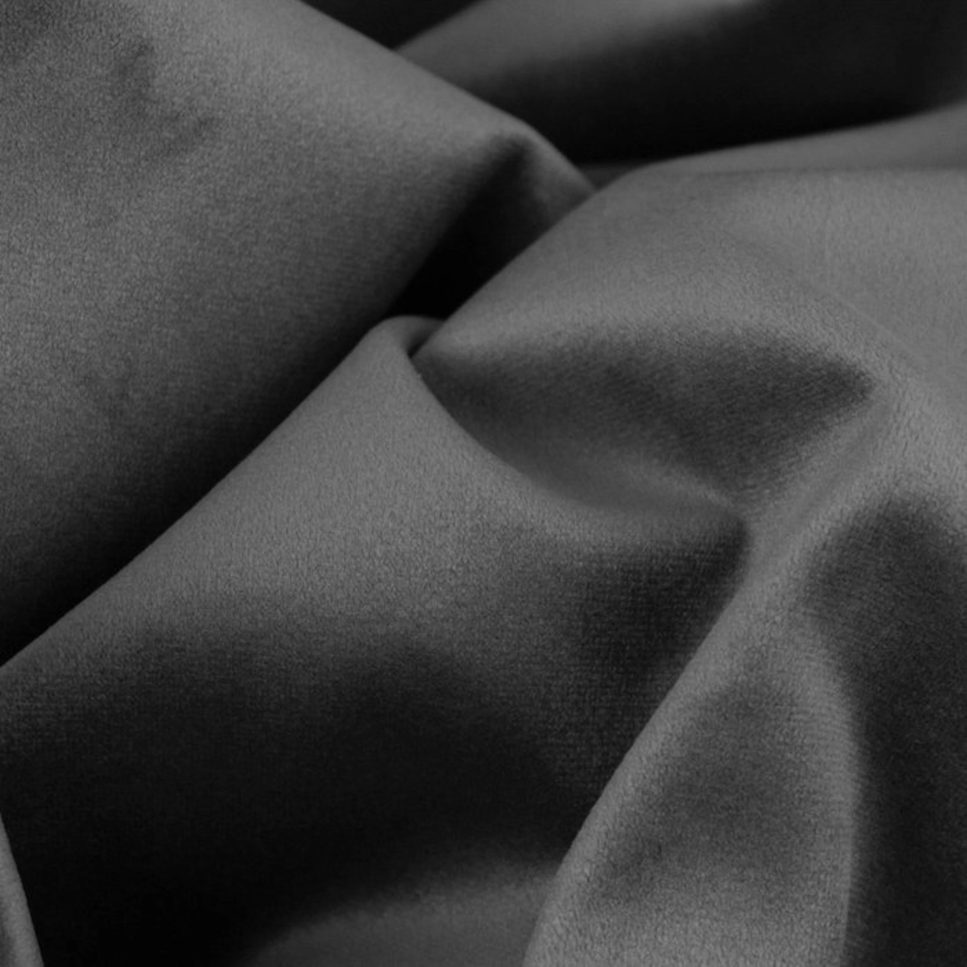 4.00 x 1.40 meters Exclusive high-quality soft velvet...