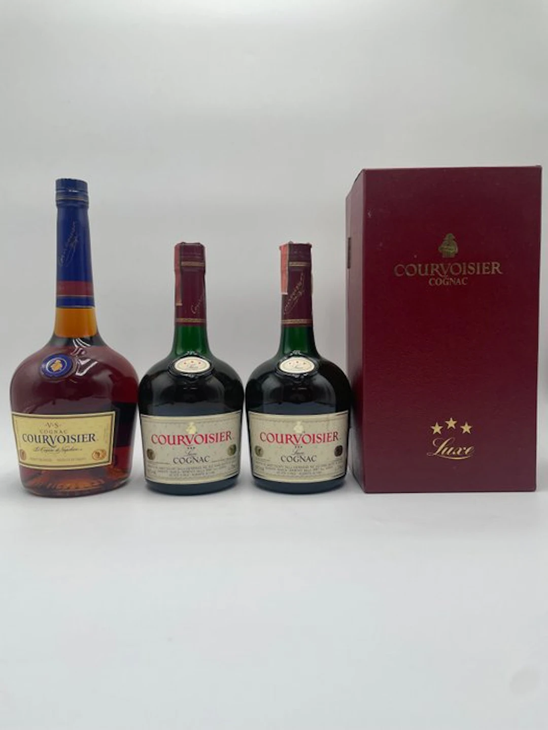 Courvoisier - VS/3 Star Luxe - b. 1980s, 2000s - 70cl, 1.0 Litre - 3 bottles