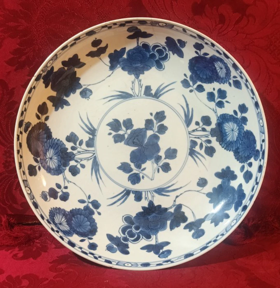 No Reserve - Dish - Porcelain - Qing Dynasty - Ø cm 27.5