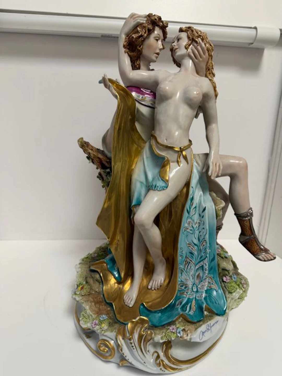 Capodimonte - Mario Sparone - Statue