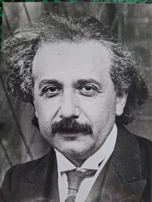 Interpress - Albert Einstein