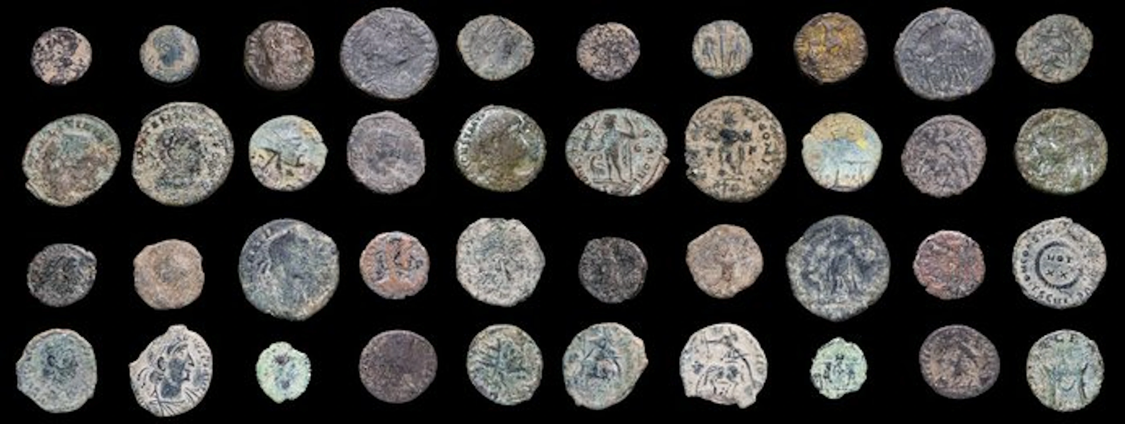 Roman Empire Lot of 20 coins minted between the 3rd and 4th centuries AD
