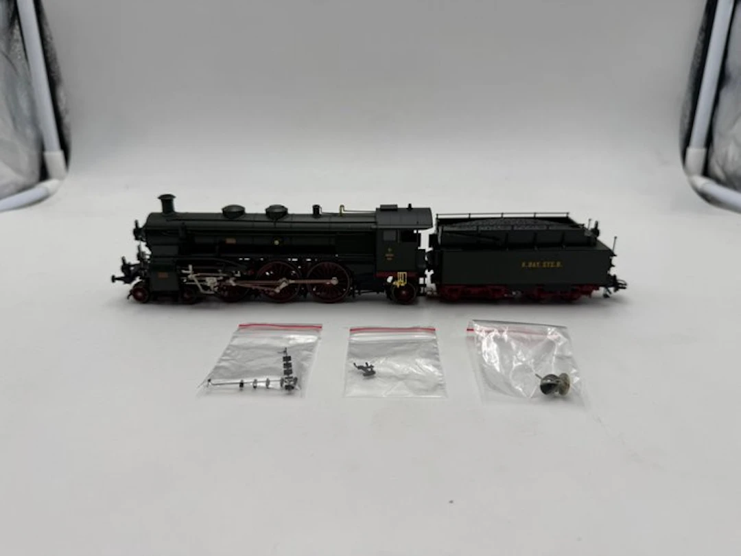 Märklin H0 - 39436 - Steam locomotive with tender (1) - K.Bay.Sts.B
