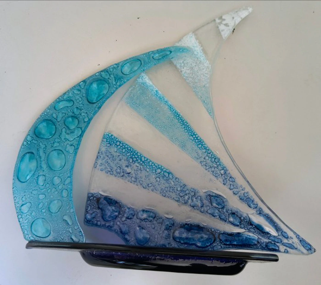 the boat with two sails - Glass - Italy - 21st century