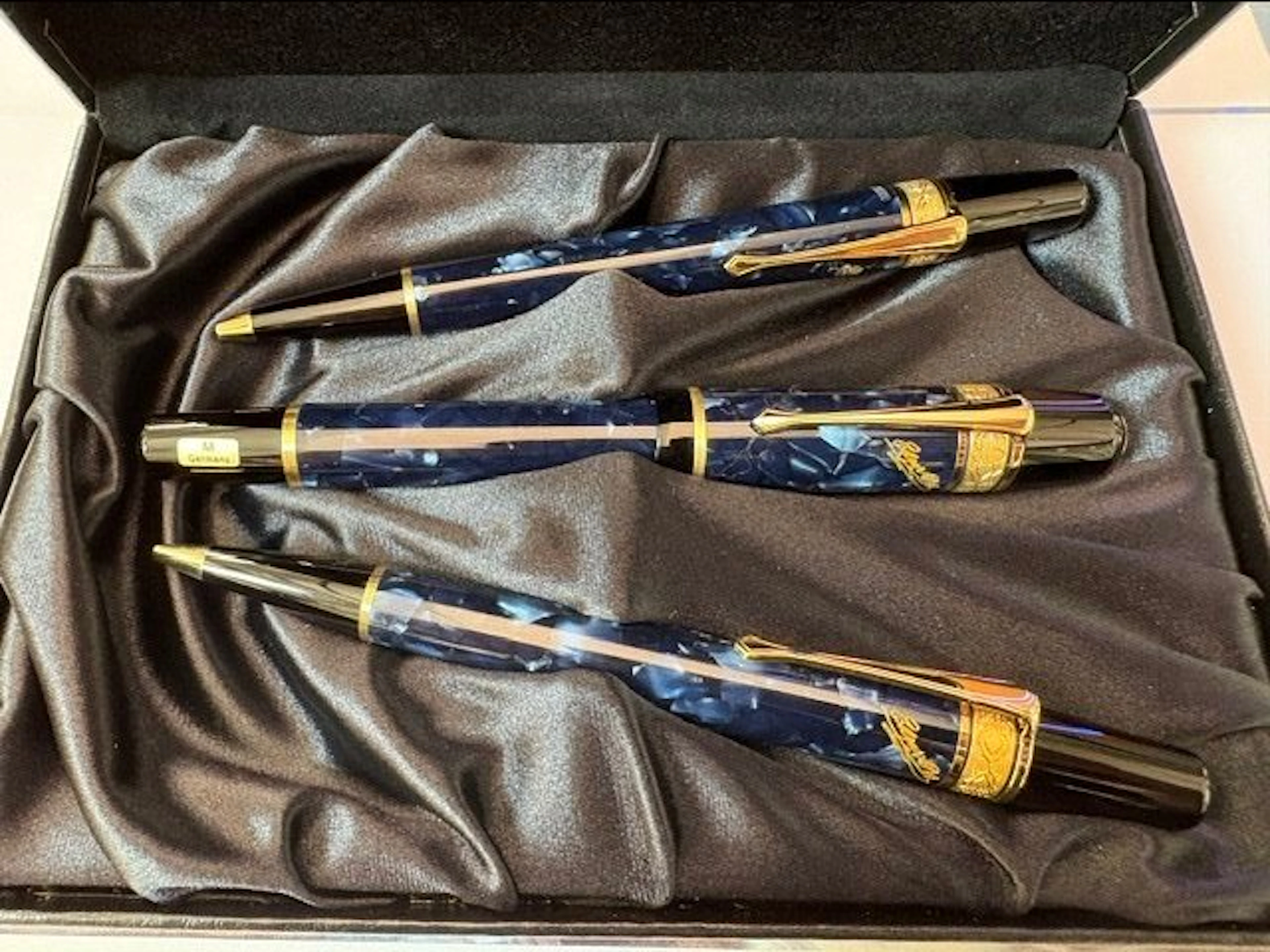 Montblanc - SET 3 PENNE MONTBLANC WRITERS LIMITED EDITION...