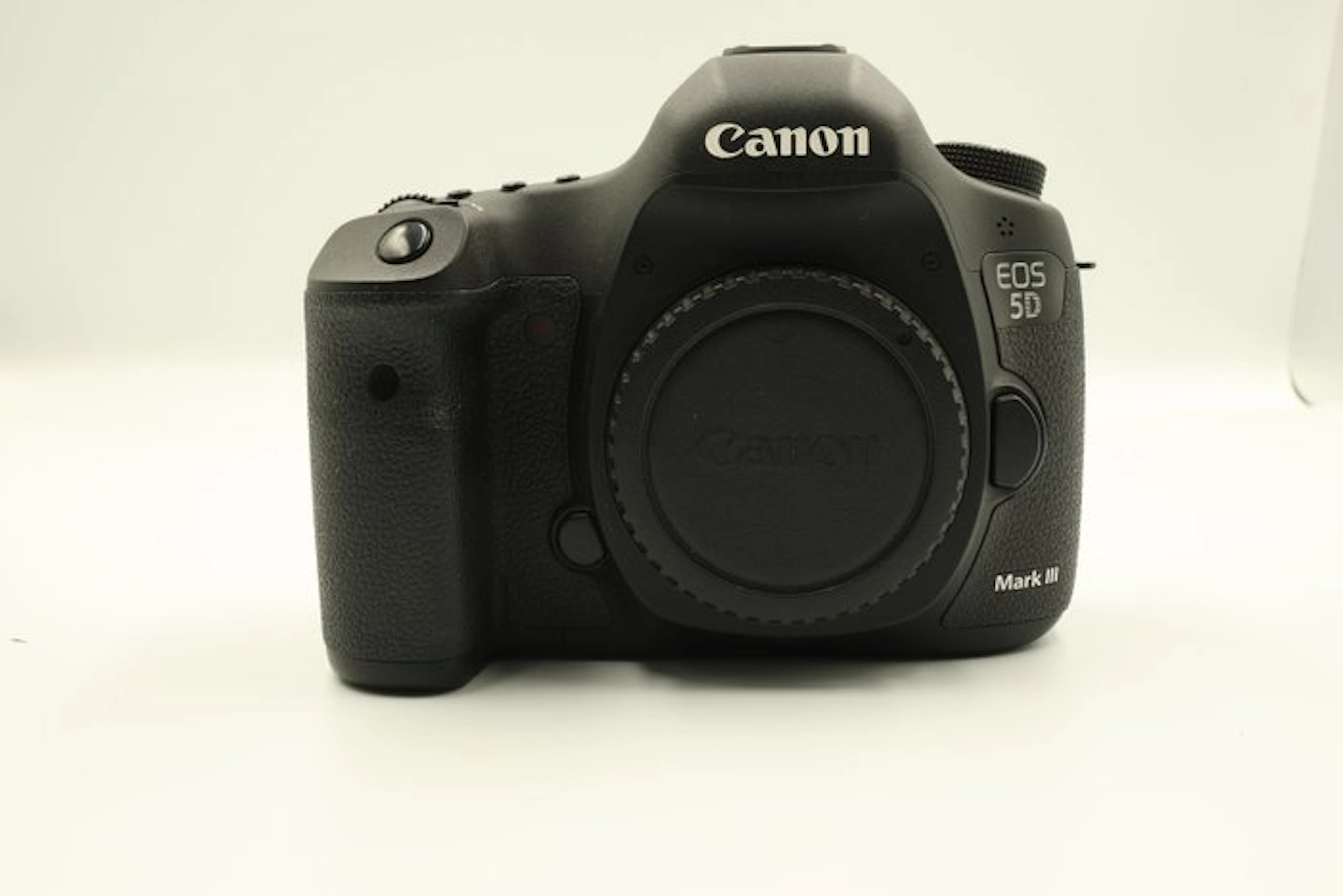 Canon EOS 5D Mark III Digital reflex camera (DSLR)