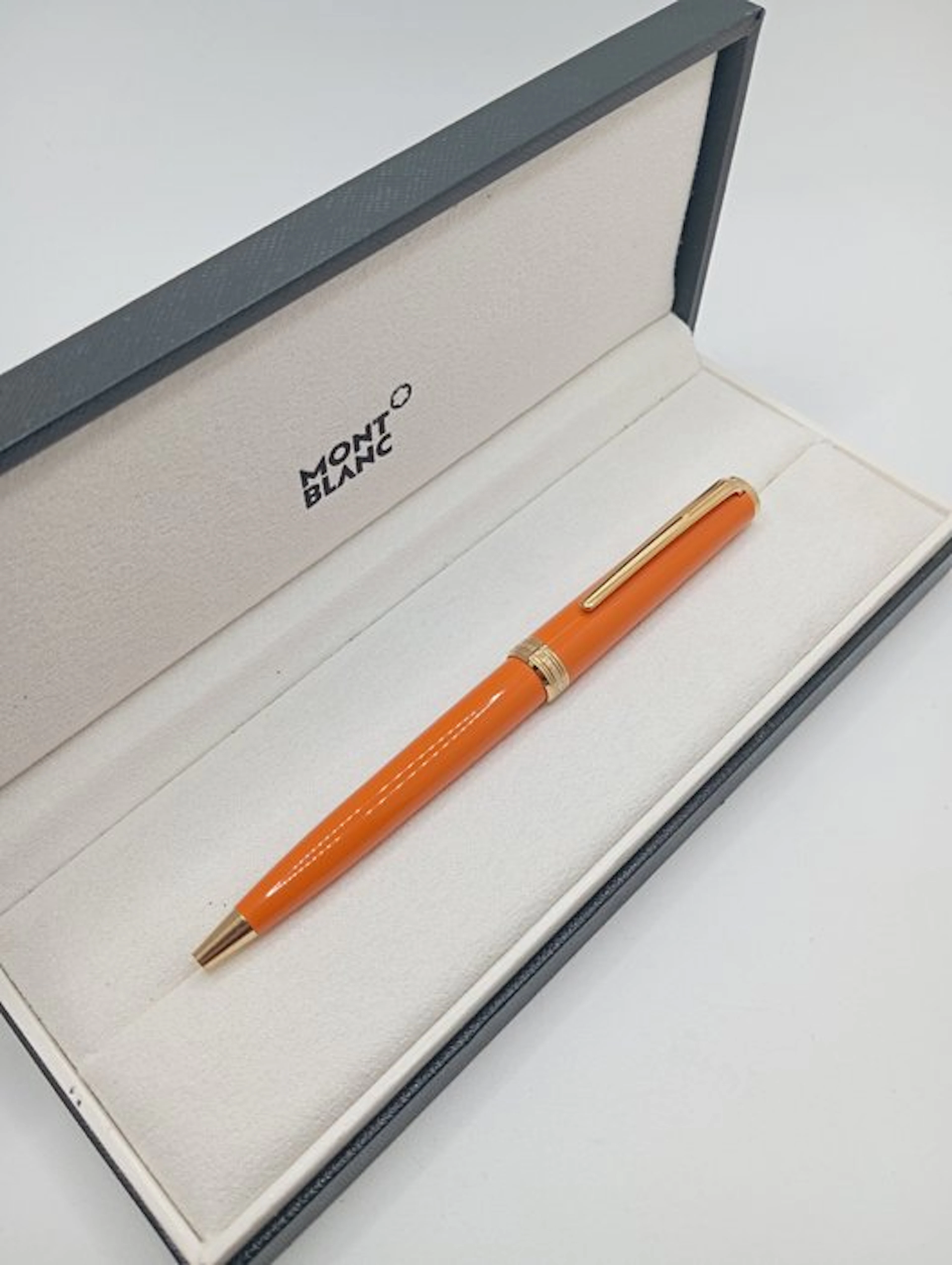 Montblanc - pix - Ballpoint pen