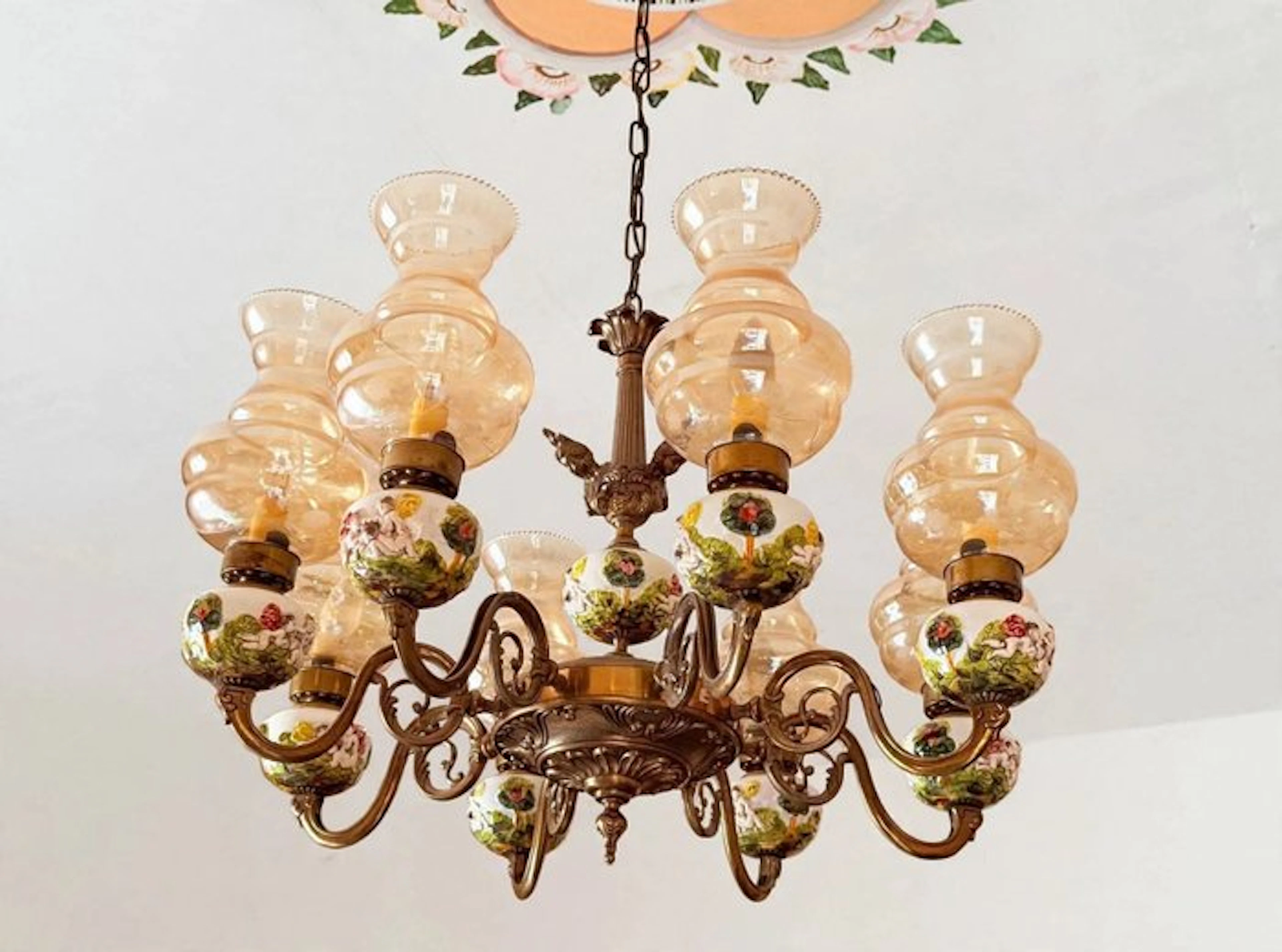 Chandelier (3) - Brass, Porcelain, Glass - Capodimonte and Putti