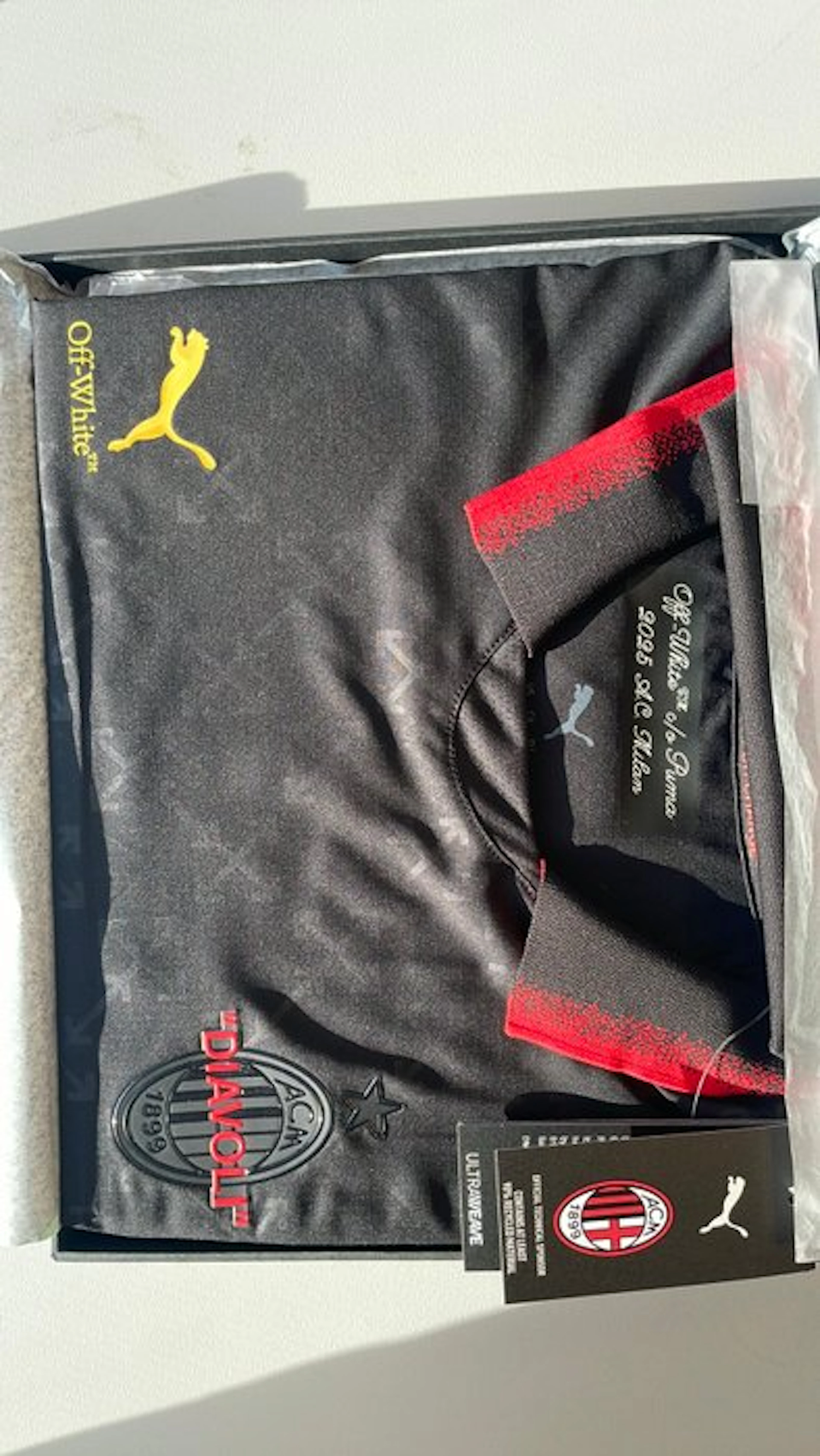 AC Milan - Football - 2025 - Football jersey