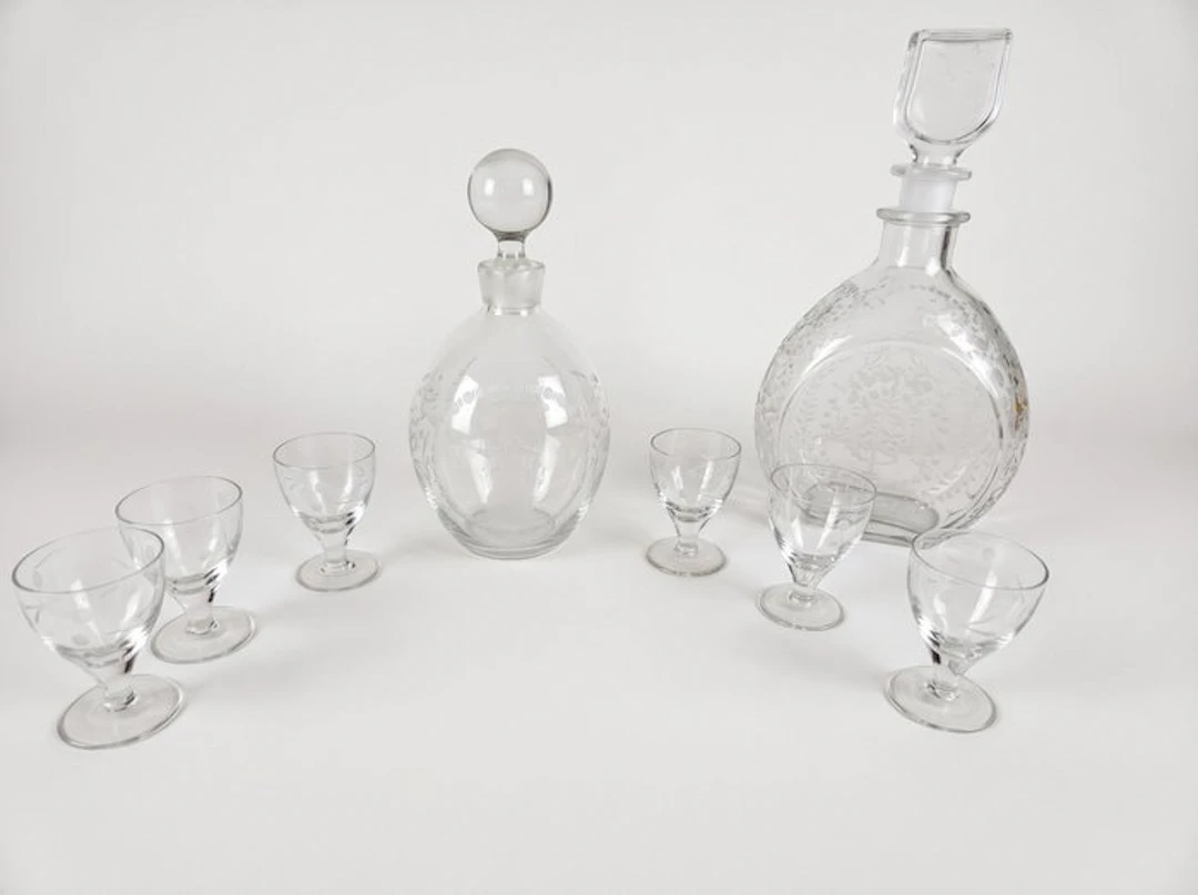 Bottle vase (8) - Glass
