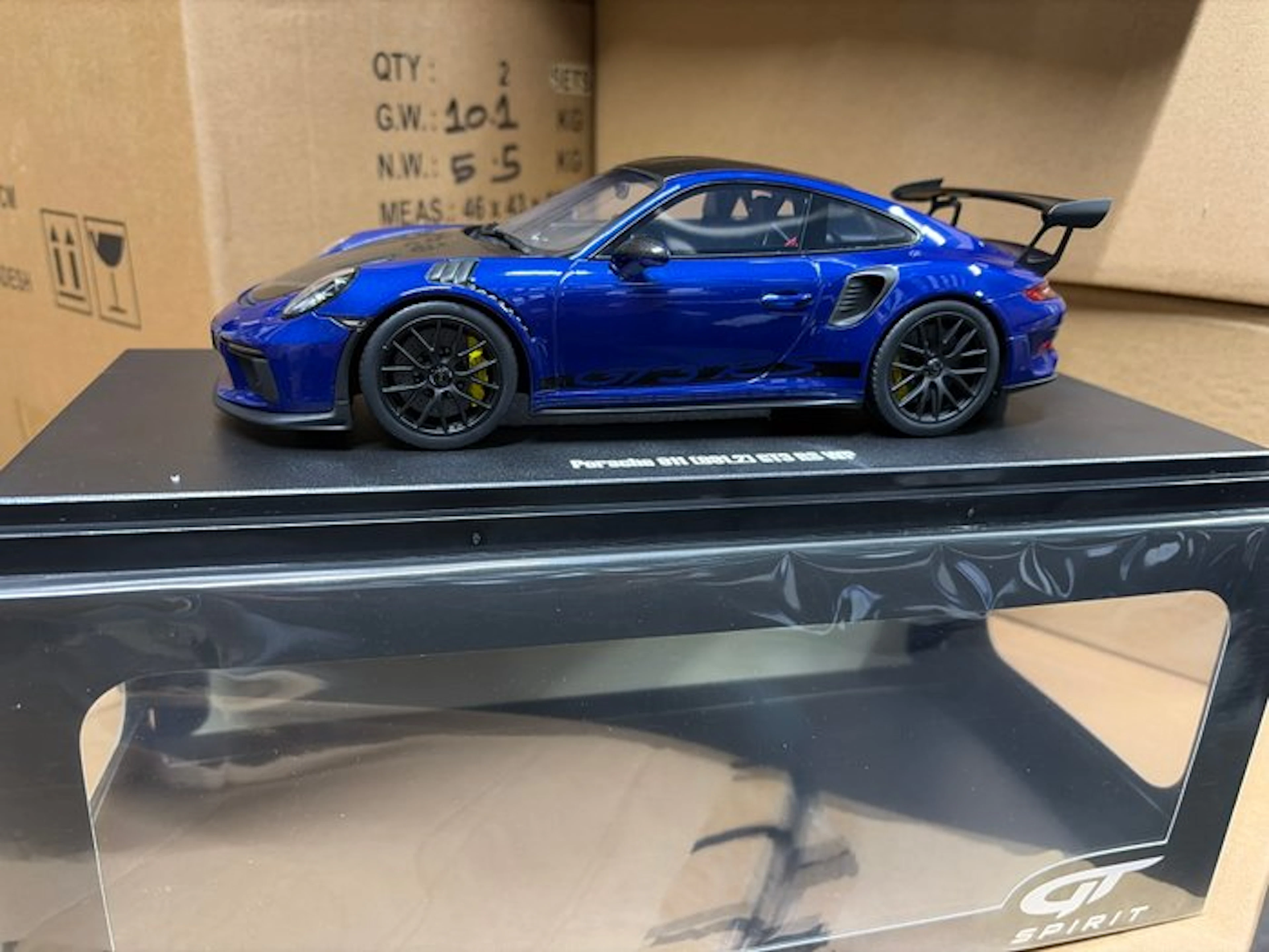 GT Spirit 1:18 - Model car - Porsche 911 GT2 RS Type 991.2 - 2021
