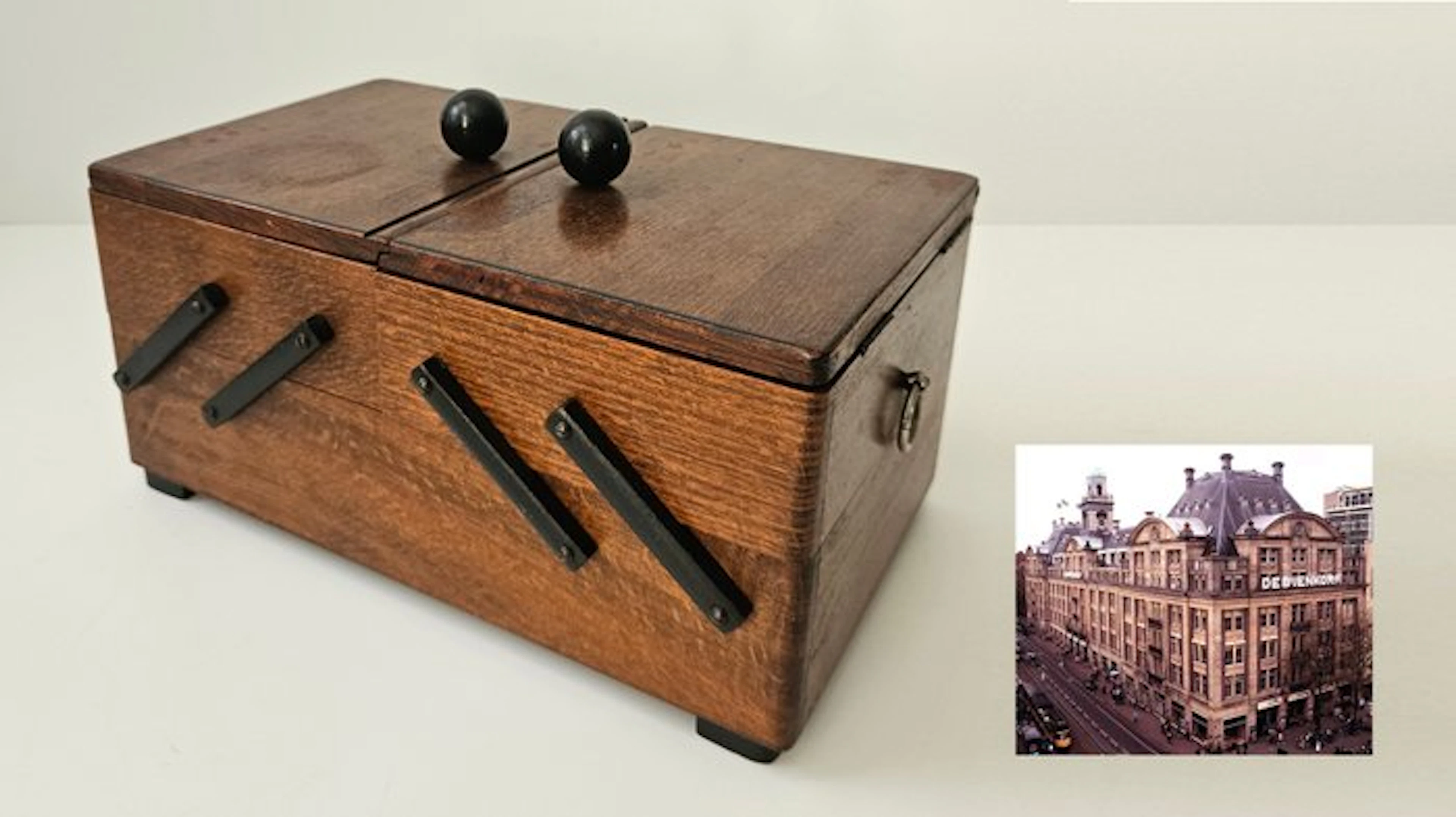De Bijenkorf – Art Deco Naaibox - Sewing set