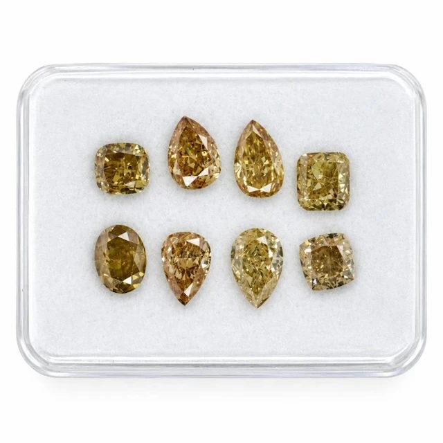 No reserve price - 8 pcs Diamond (Natural coloured)...