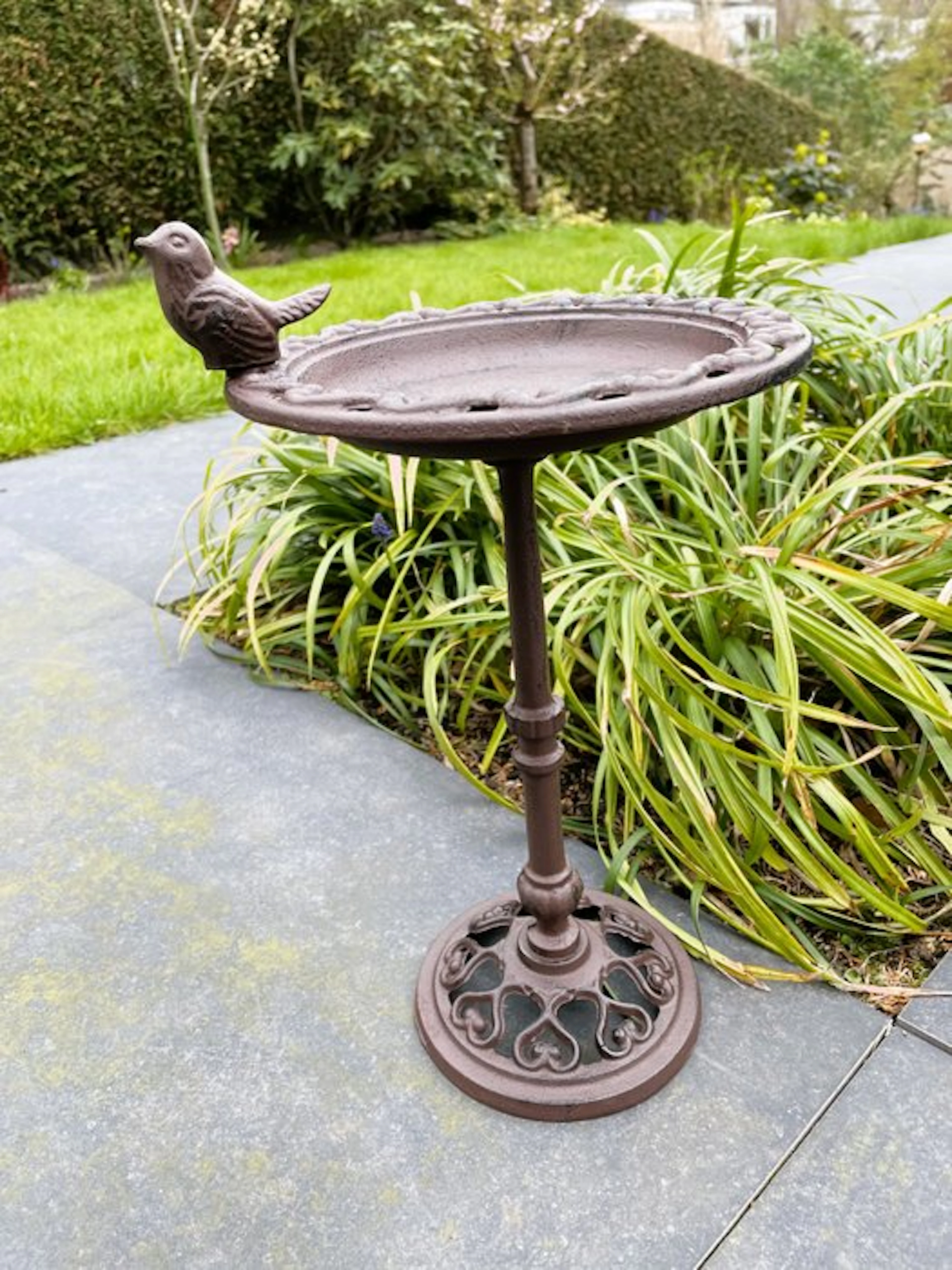 Birdbath - Cast iron
