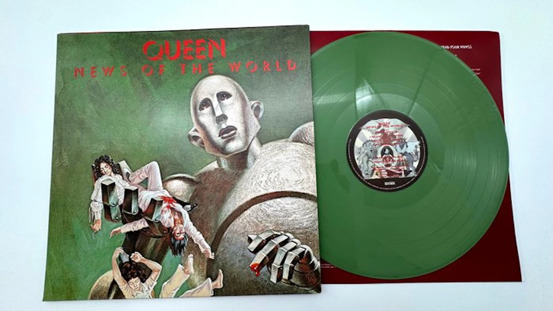 Queen - News Of The World [coloured green Vinyl pressing]...