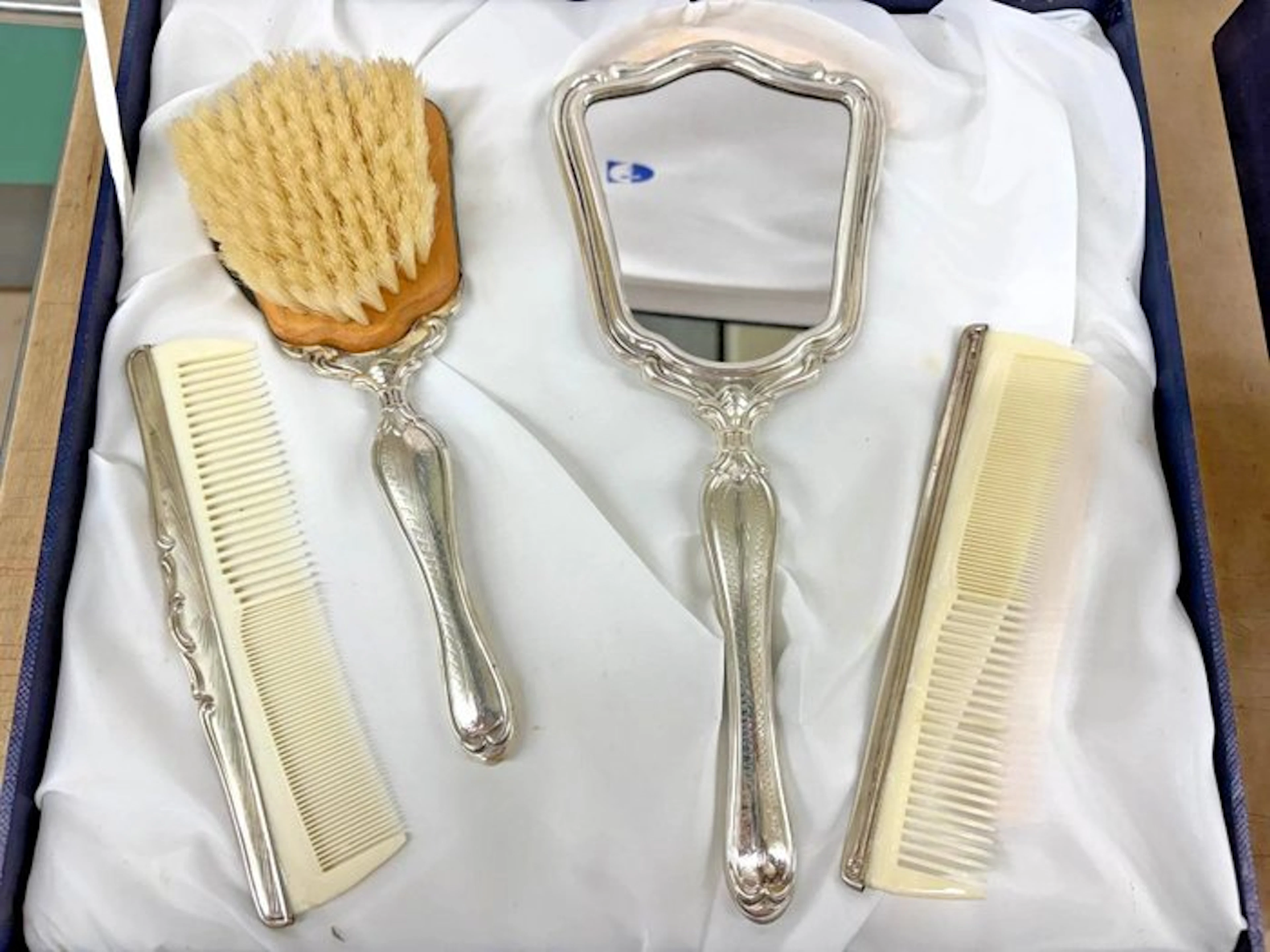 Dressing table set - .800 silver