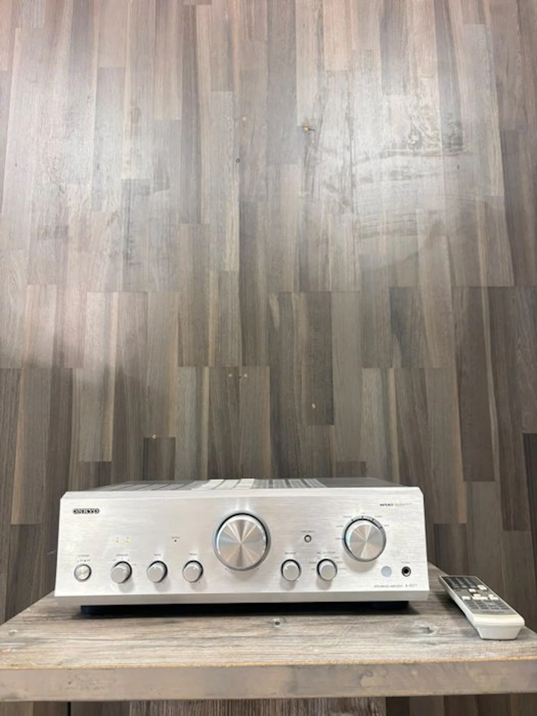 Onkyo - A-9377 feat. WRAT Technology Solid state integrated amplifier