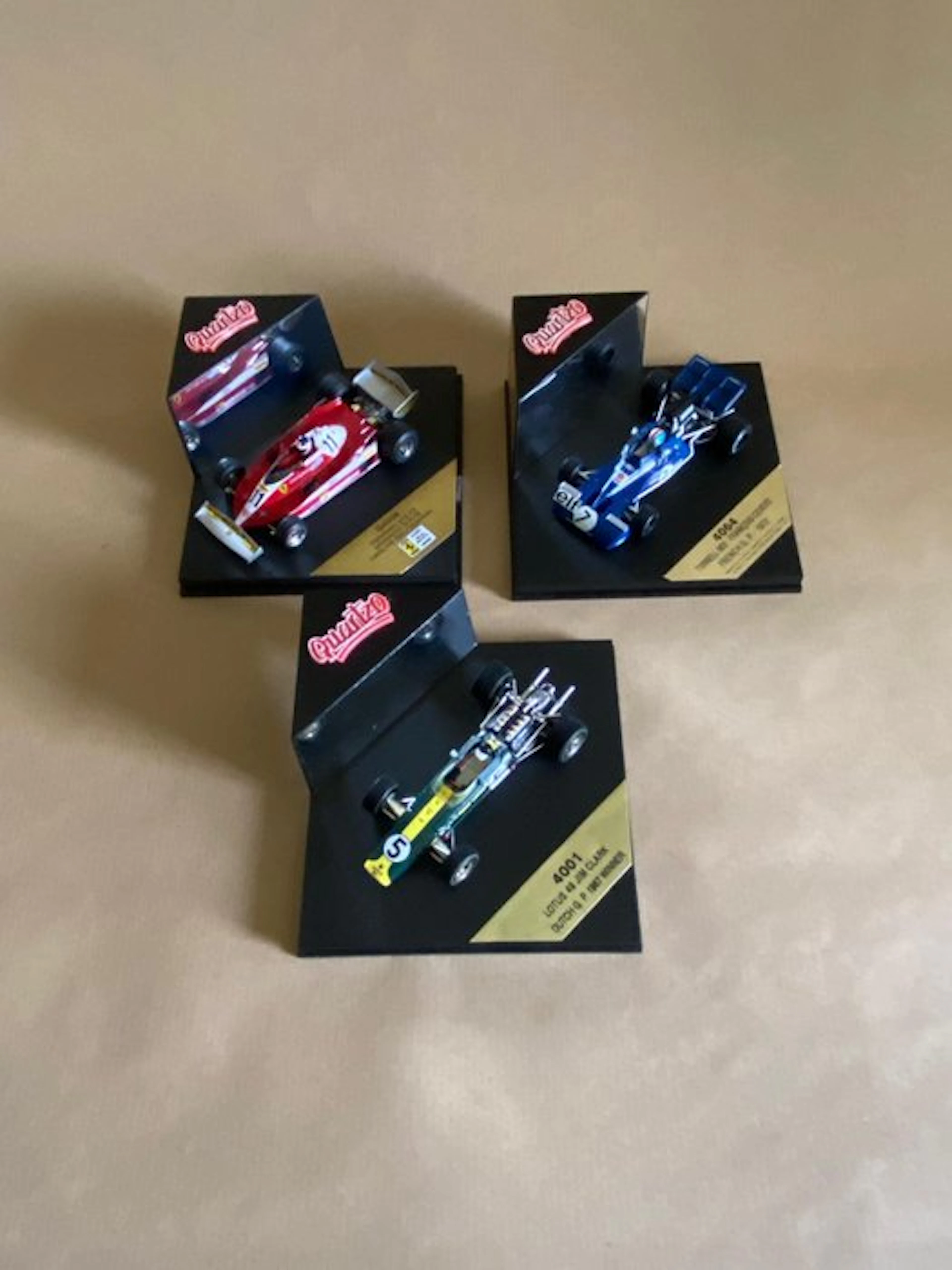 QUARTZO 1:43 - Model car (3) - Lotus 49 Jim Clark 1967 +...