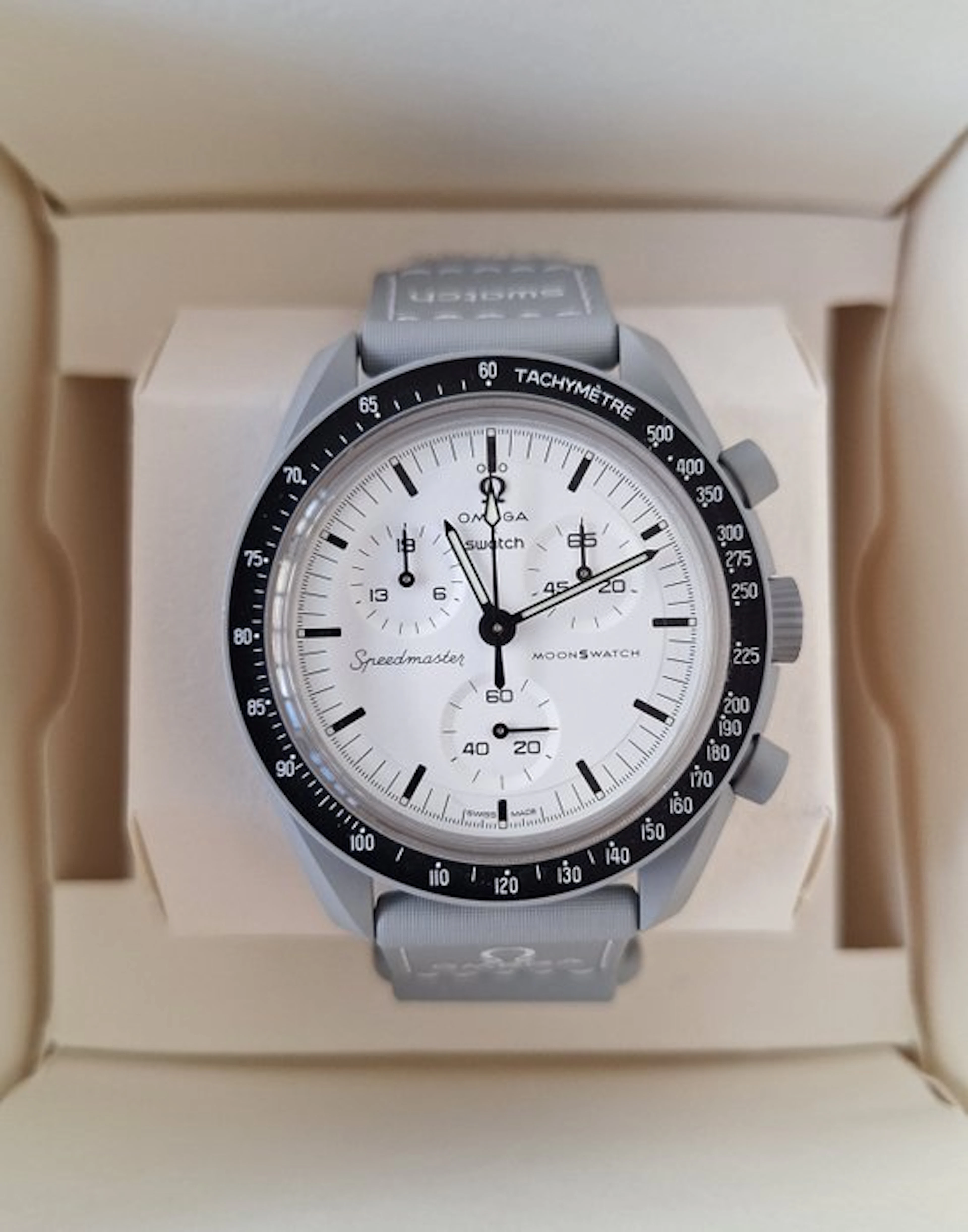 Omega x Swatch - Mission to the moon - Moonshine Gold...