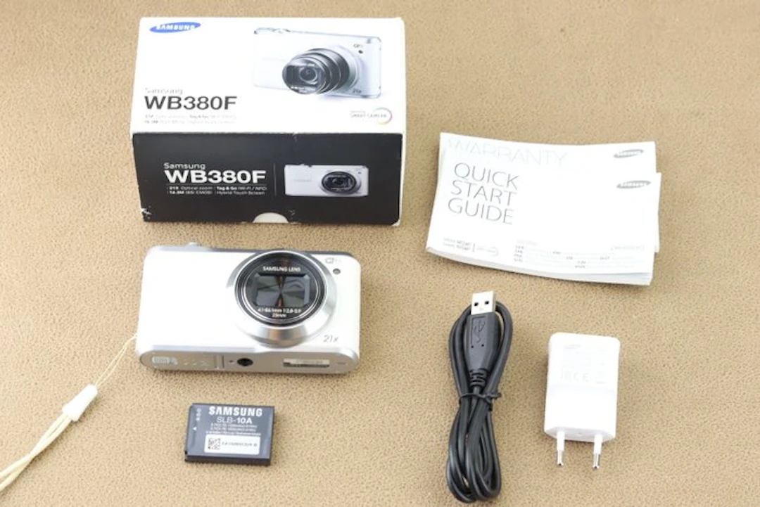 Samsung WB380F, 21x zoom, Touchscreen Digital camera