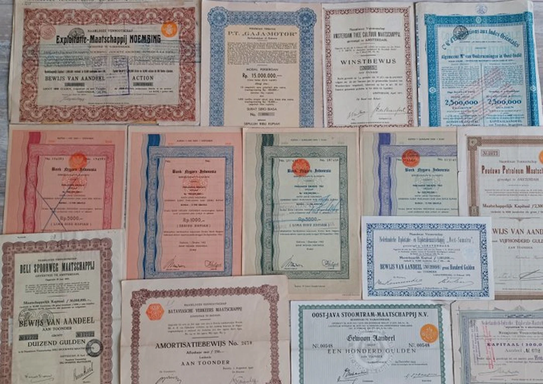 Bonds or shares collection - 14 x Aandelen - Obligaties...