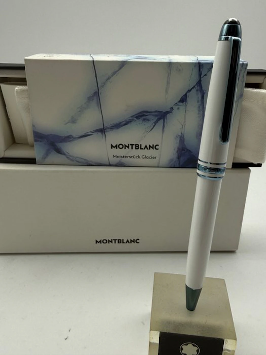 Montblanc - Meisterstück Glacier Classique - Ballpoint pen