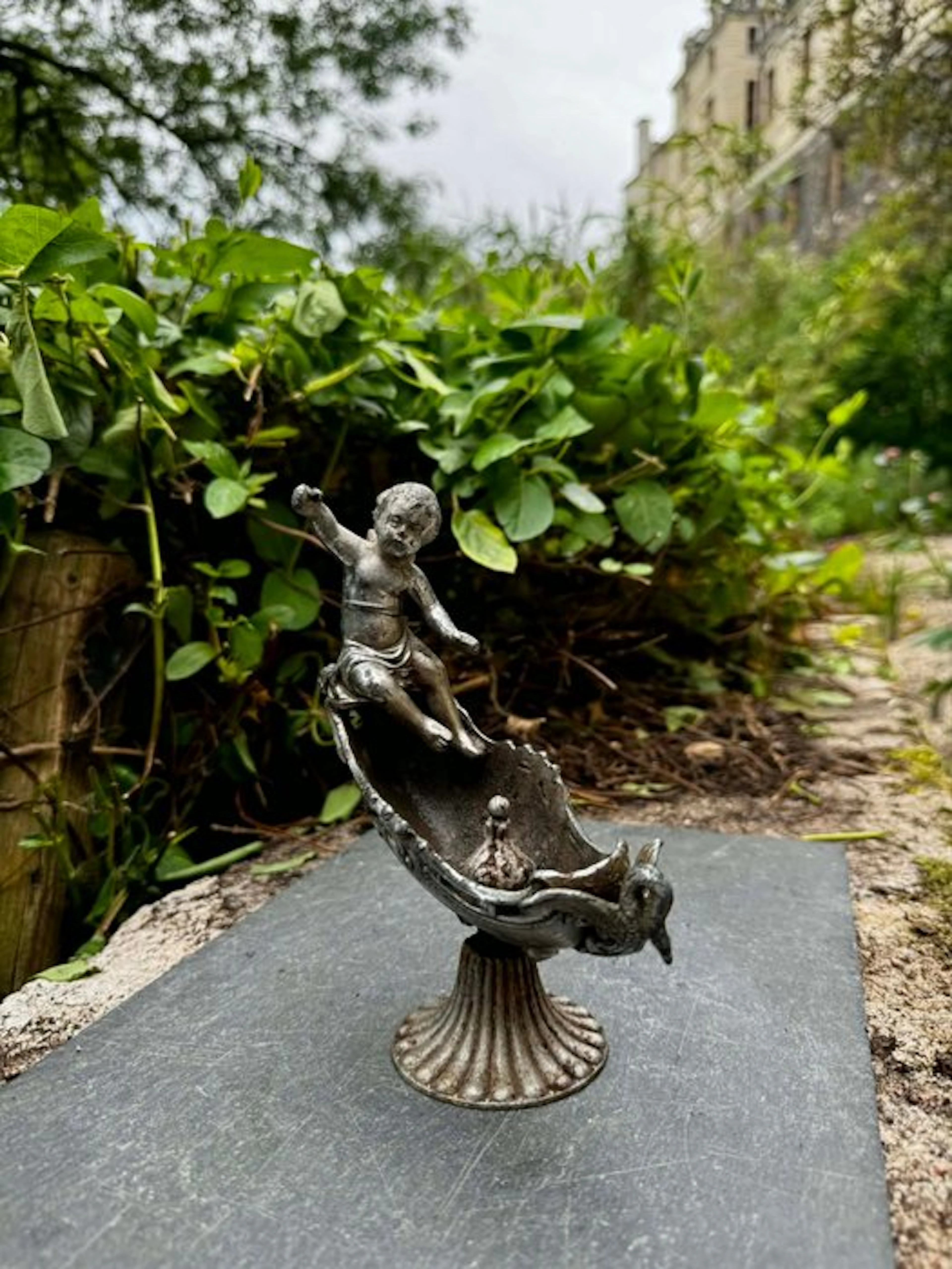 Art Nouveau Birdbath - Metal - Art nouveau