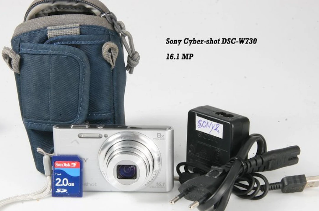 Sony DSC-W730 - Digital compact camera