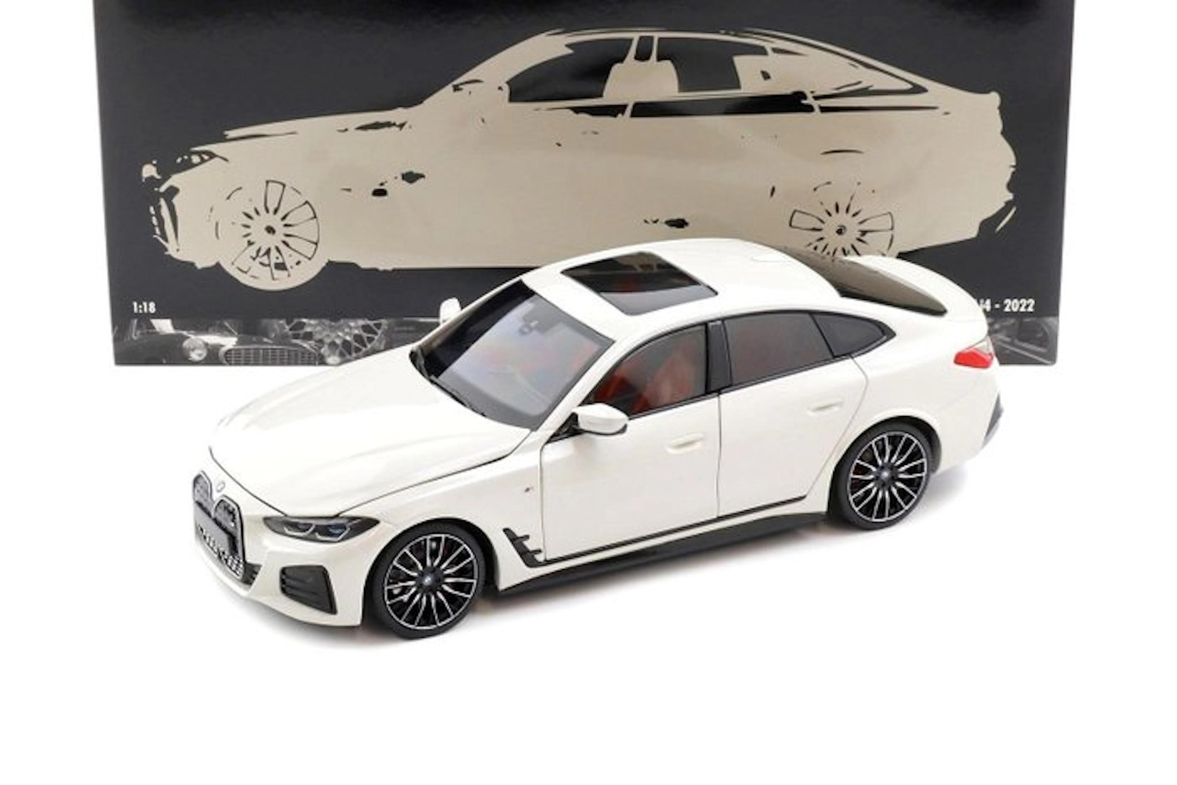 MiniChamps 1:18 - Model car - BMW i4 2022 - HQ Diecast model with 6 openings