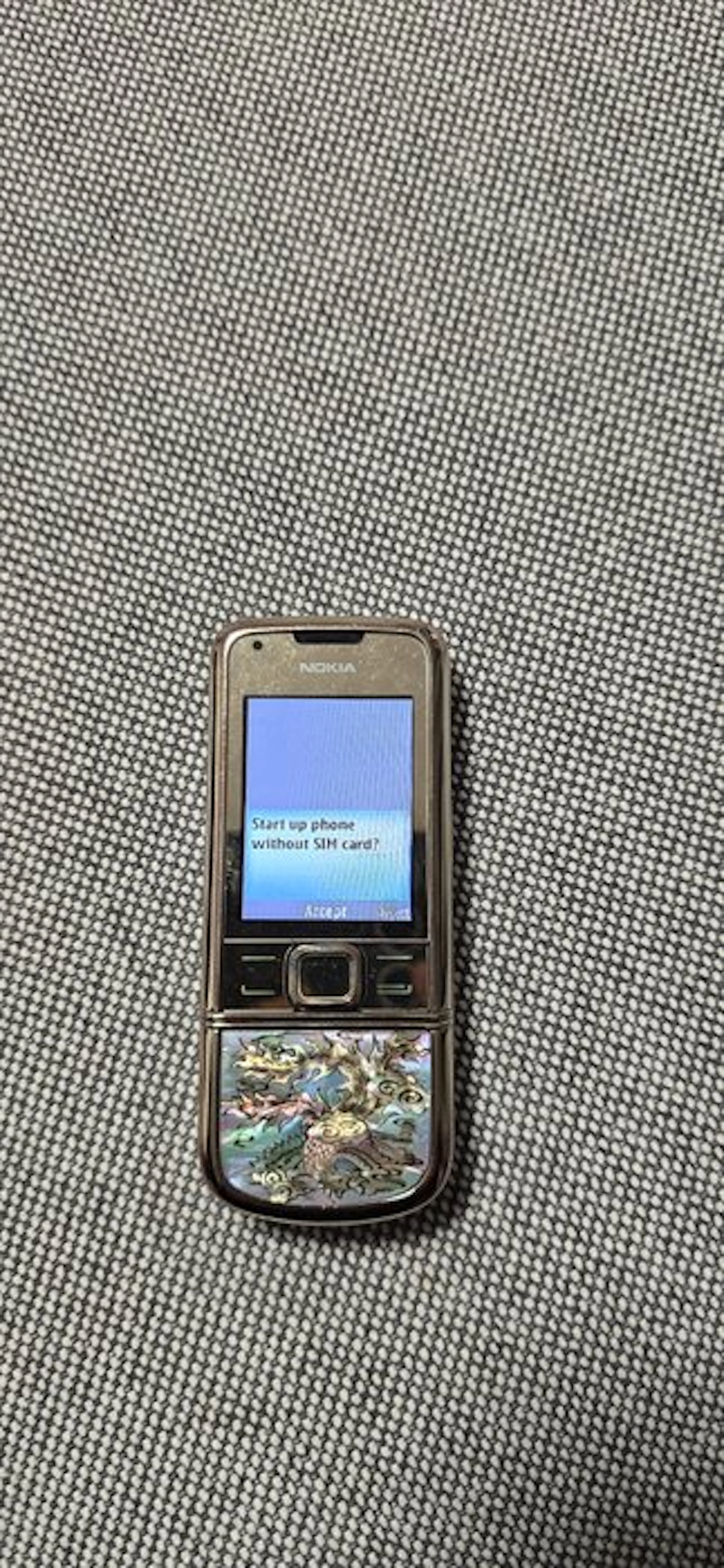 Nokia 8800e arte gold - Mobile phone
