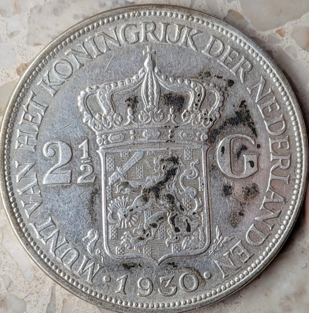 Netherlands. Wilhelmina. 2 1/2 Gulden 1930 (No reserve price)
