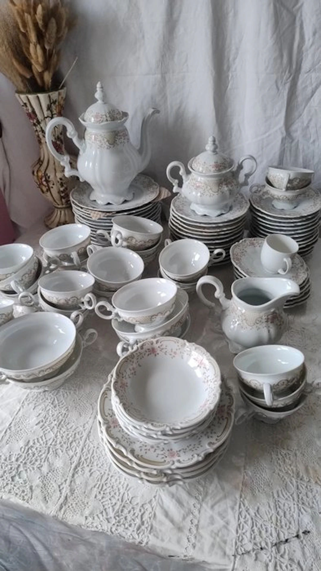 Hutschenreuther - Coffee set for 12 (27) - Sylvia...