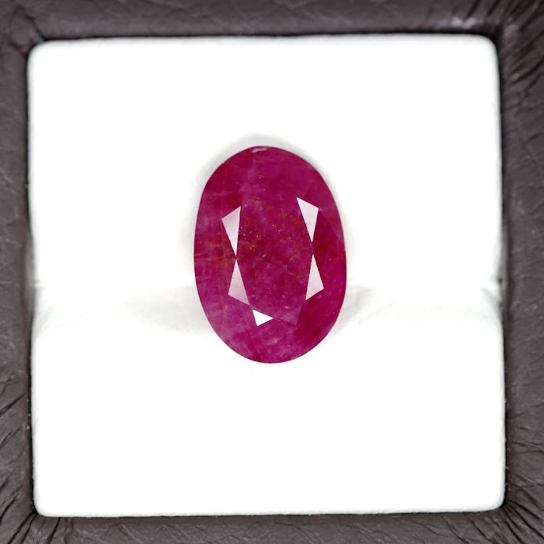 1 pcs Red Ruby - 5.15 ct - Bellerophon Gemlab