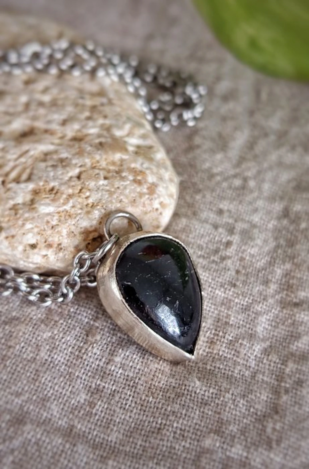 Handcrafted jewelry piece 'Grande potere' in 925 silver...