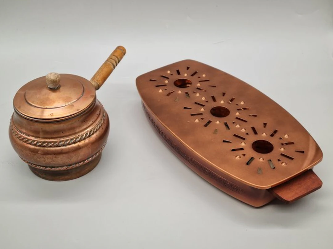 Harness (2) - Copper pot with a warming stand – Antique...