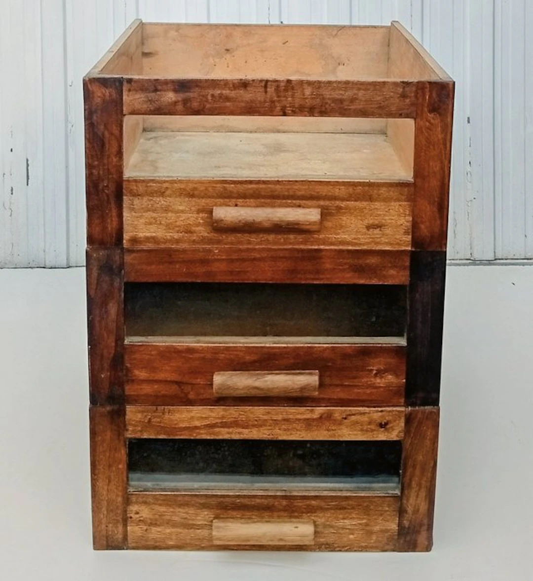 Industrial equipment - 3 display drawers with glass...