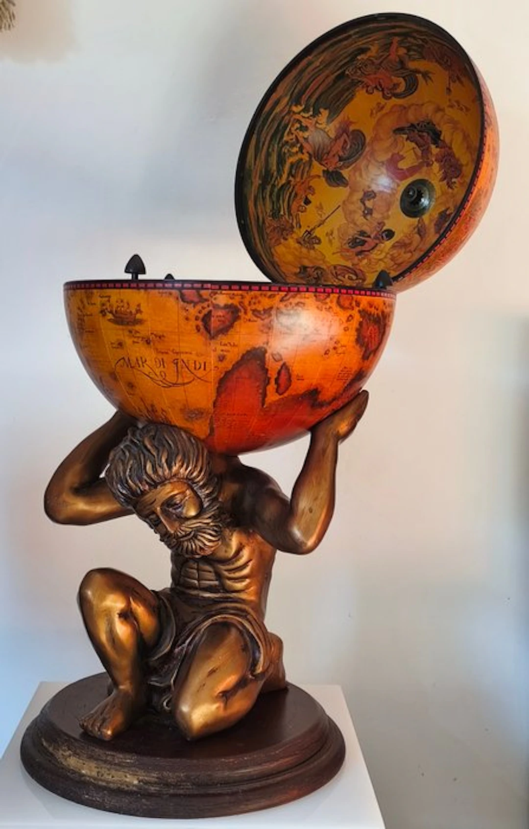 Globe bar - Wood