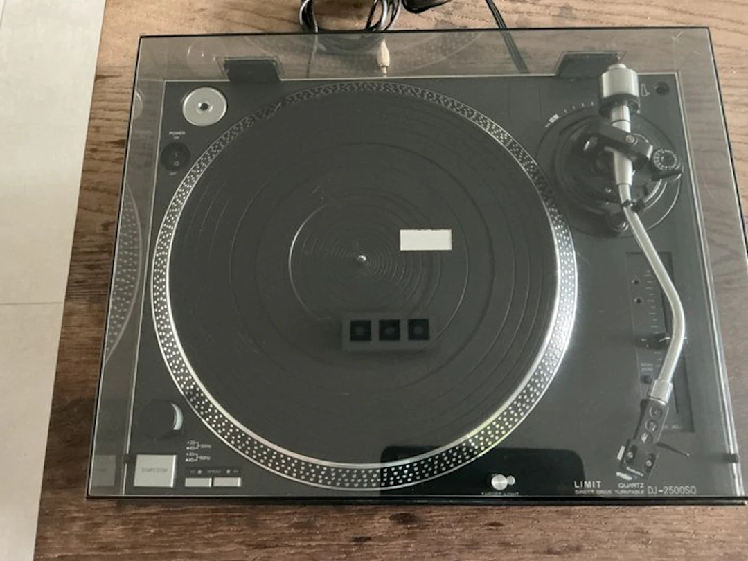 Limit - DJ-2500SQ Turntable - Multiple models