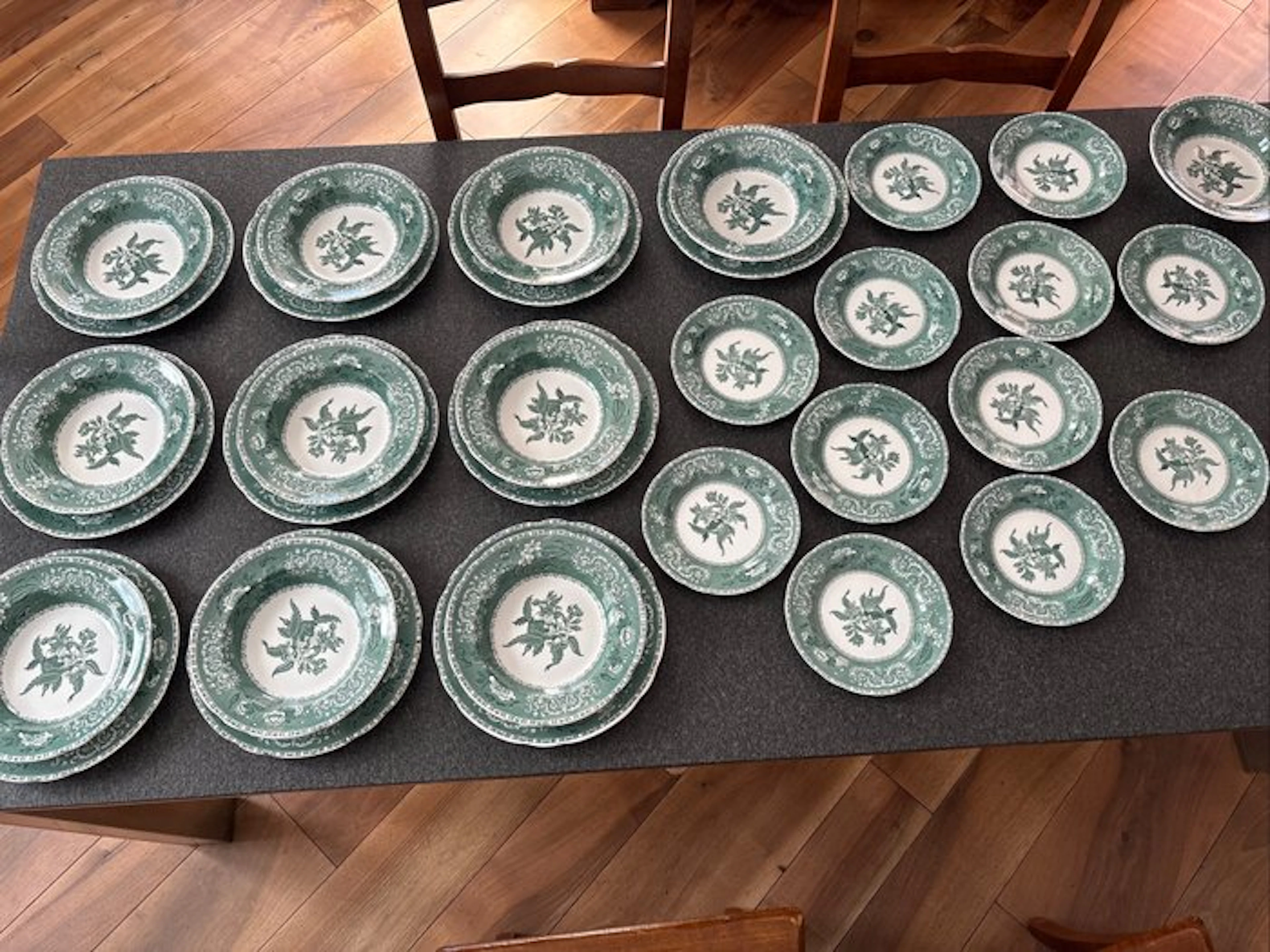Spode Copeland - Table service for 6 (33) - Ceramic
