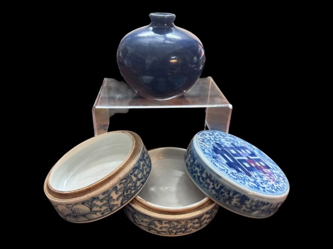 Desk set - Porcelain - China - 20th century