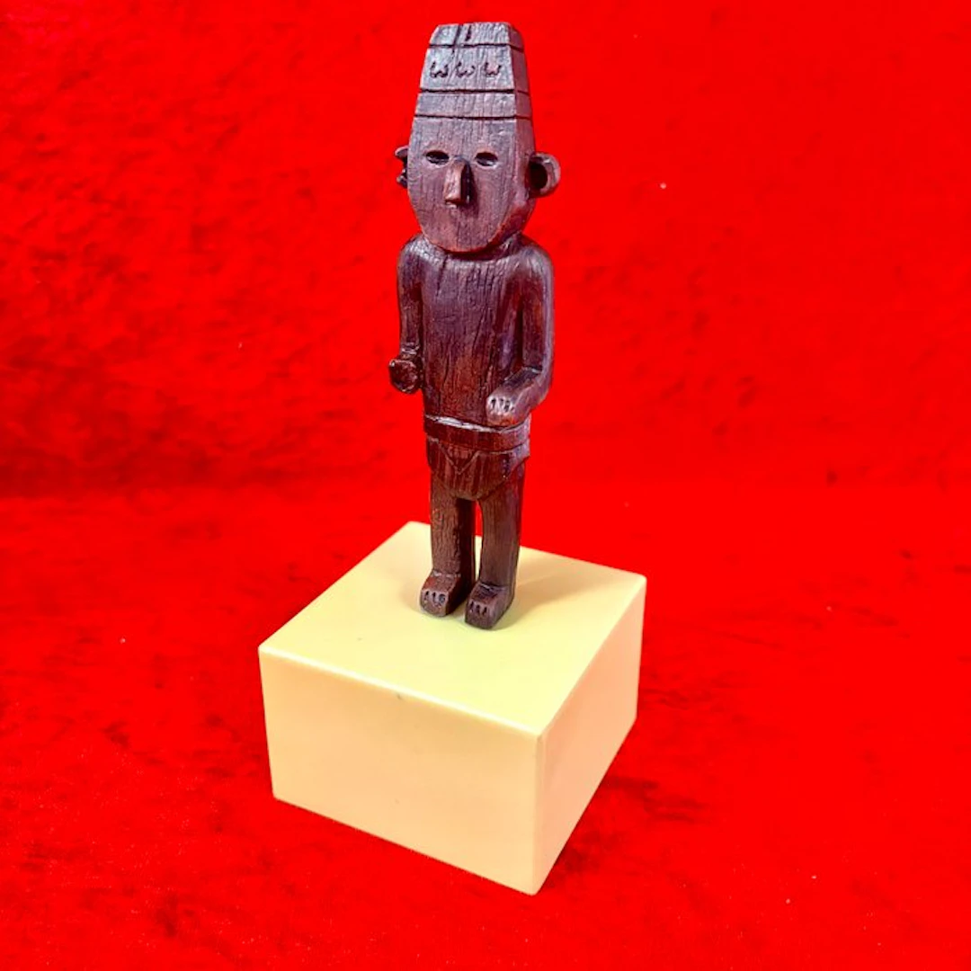 Tintin - Le Fétiche Arumbaya - 1 Moulinsart figurine...