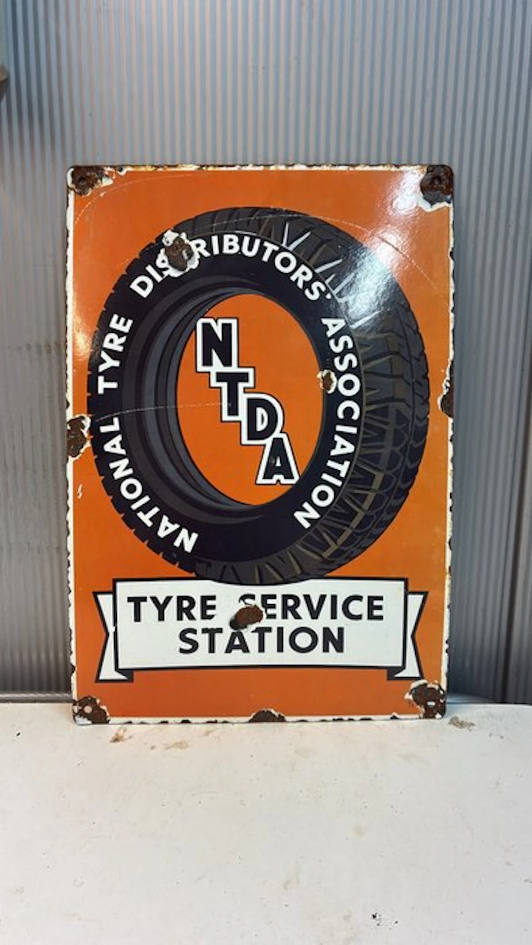NTDA Tyre Service Station – Banden – Emaille Reclamebord - Enamel sign - Enamel