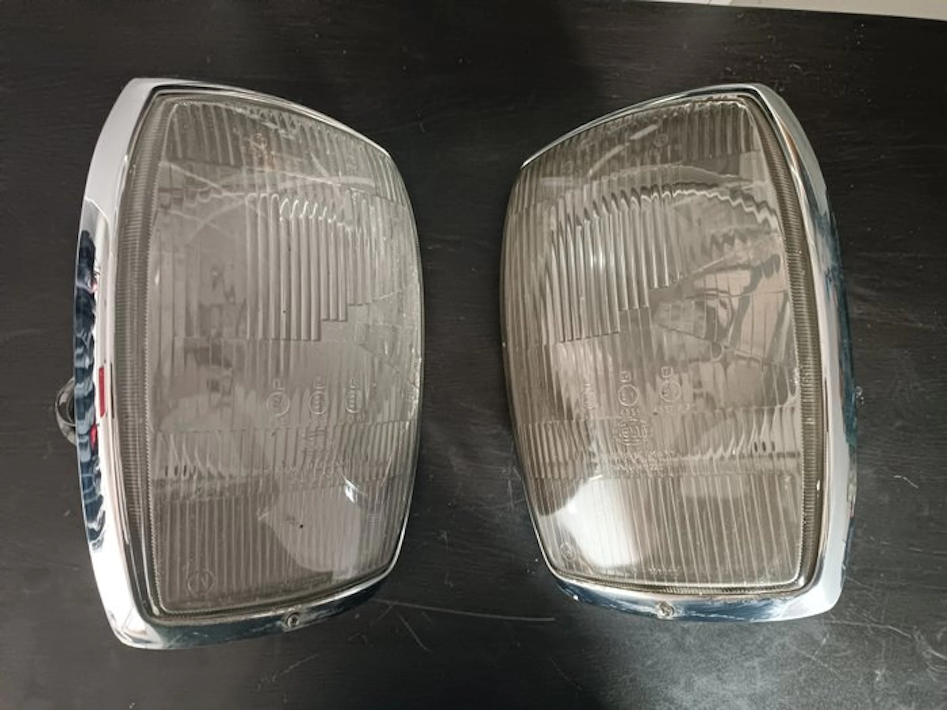 Car lamp - mercedes - 1975