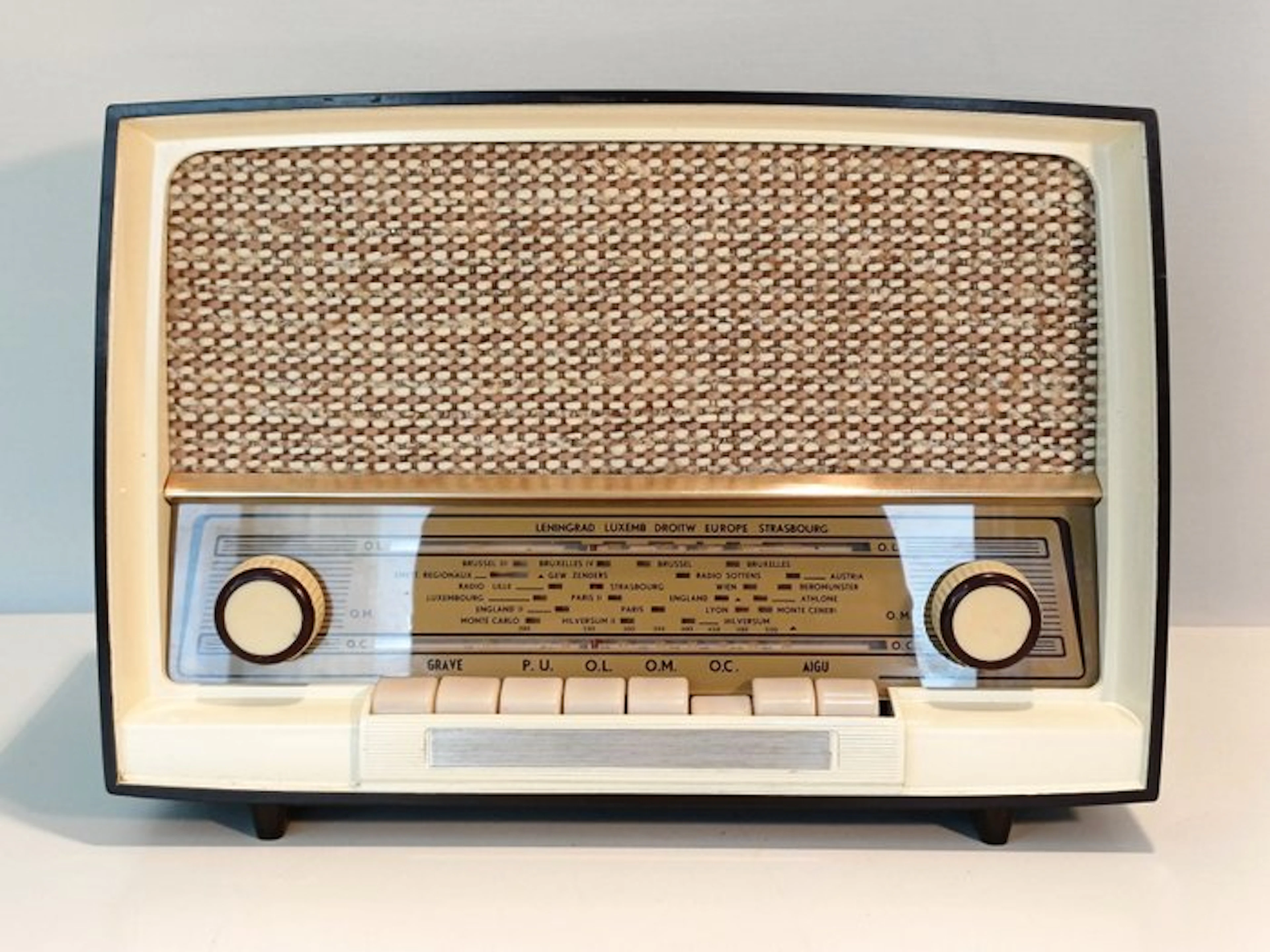 Novak - Typ 591 Tube radio