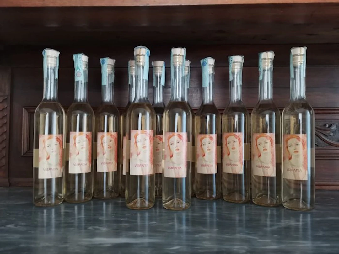 Distilleria Indie - VisPania - Distillato di Ciliegie - b